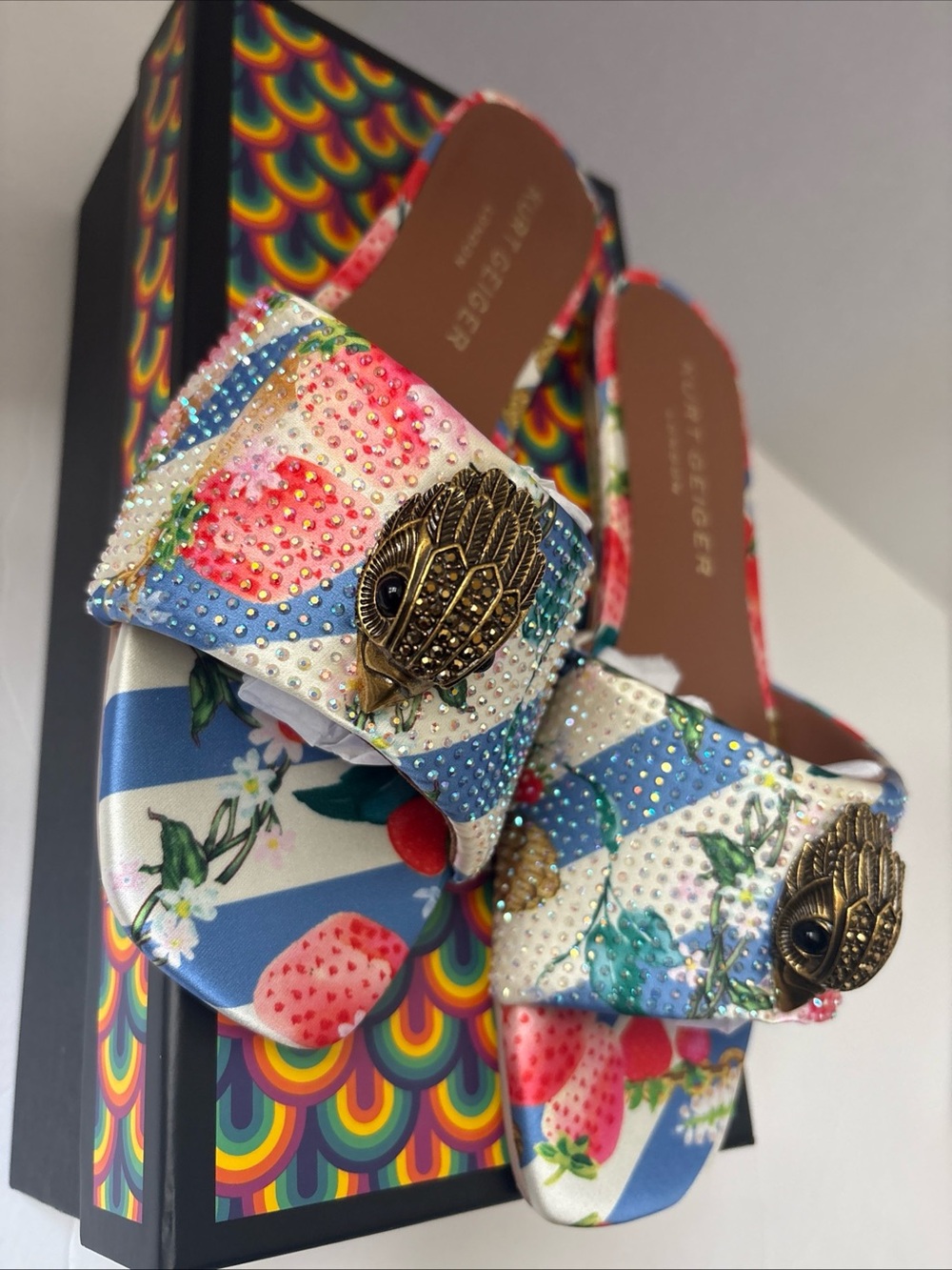Kurt Geiger London Kensington Flat Sandal Crystal Embellished Sz-7 Multi Color - Picture 4 of 12